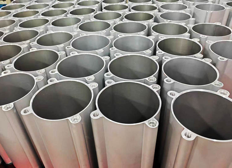 Customized Cylinder: From Modification to Customization